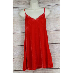 Y2K Secret Treasures Womens Size Small 4/6 Lingerie Sleepwear Nightgown Red
